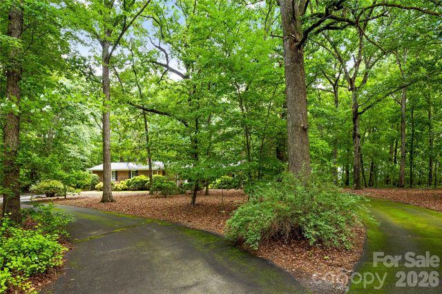 2038 Skyway Drive, Monroe, NC 28110