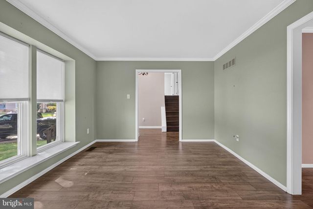 9 CAMELIA LN, Mount Laurel, NJ 08054
