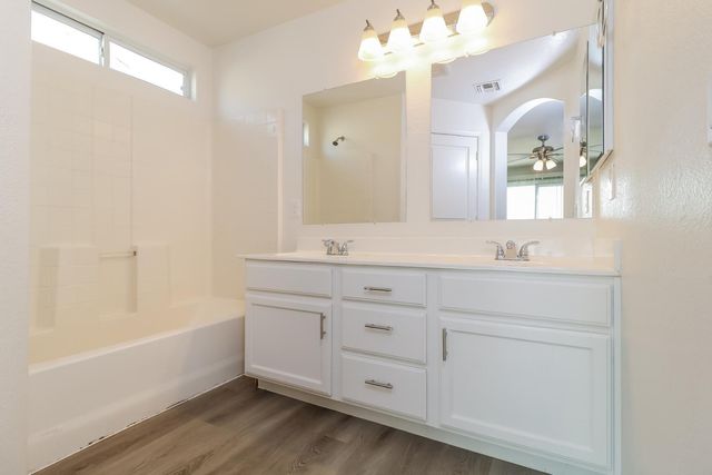 102 N 118th Drive, Avondale, AZ 85323