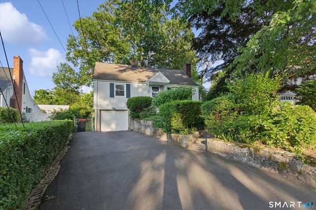 4 Eagle Road, Norwalk, CT 06850
