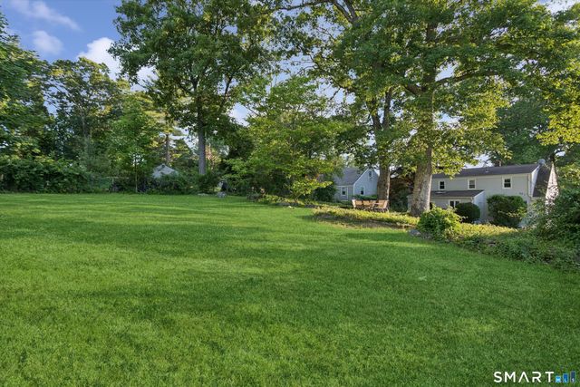 4 Eagle Road, Norwalk, CT 06850