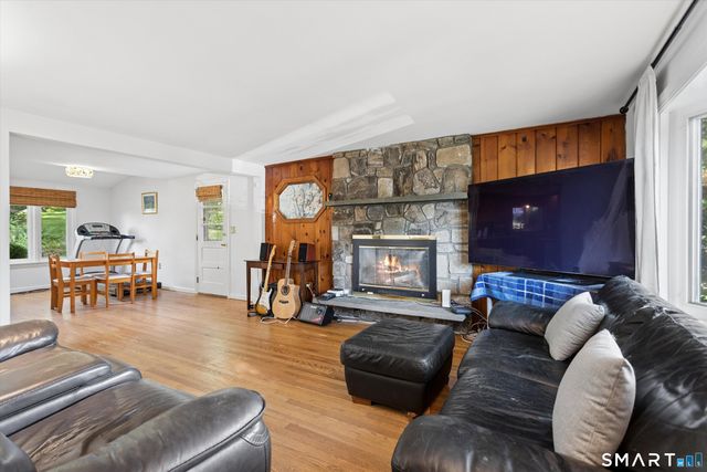 4 Eagle Road, Norwalk, CT 06850