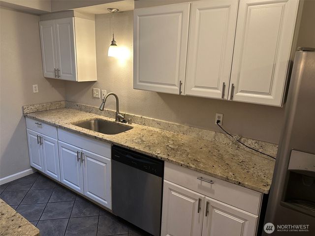520 Butte Avenue, Pacific, WA 98047