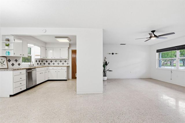 2930 80TH STREET N, St Petersburg, FL 33710