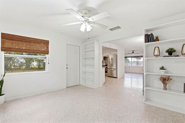 2930 80TH STREET N, St Petersburg, FL 33710