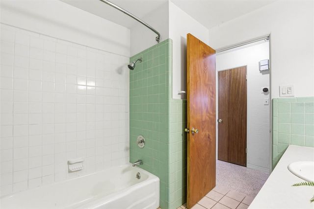 2930 80TH STREET N, St Petersburg, FL 33710