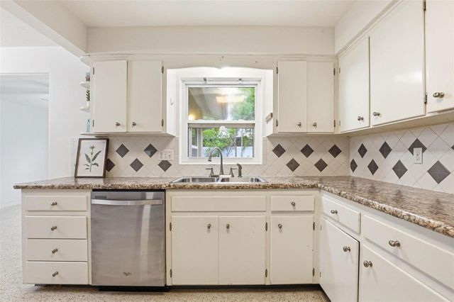 2930 80TH STREET N, St Petersburg, FL 33710