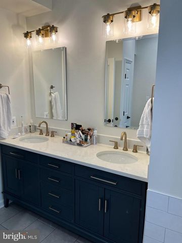 20611 COPPERSMITH DR, Ashburn, VA 20147