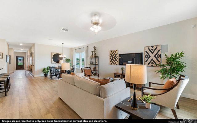 925 Gray Cloud Drive, New Braunfels, TX 78130