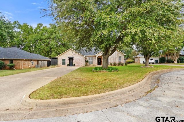 3108 Williamsburg Cir, Tyler, TX 75701