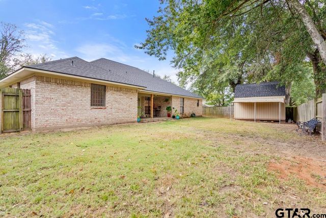 3108 Williamsburg Cir, Tyler, TX 75701