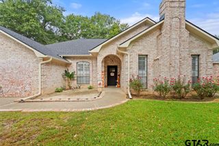3108 Williamsburg Cir, Tyler, TX 75701