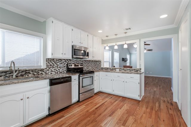 4139 Rosser Square, Dallas, TX 75244