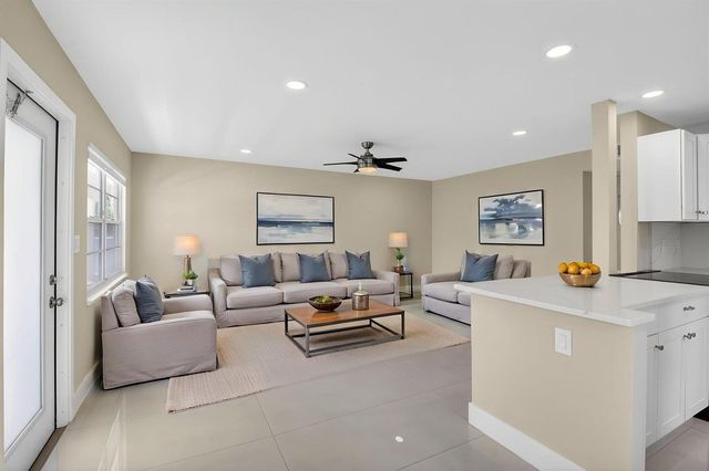 144 Fanshaw D, Boca Raton, FL 33434