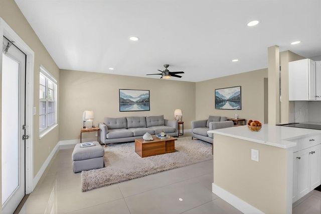 144 Fanshaw D, Boca Raton, FL 33434
