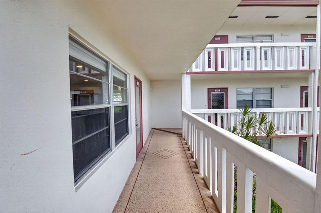 144 Fanshaw D, Boca Raton, FL 33434