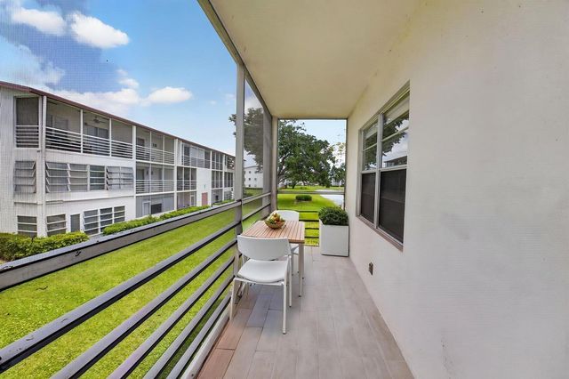 144 Fanshaw D, Boca Raton, FL 33434