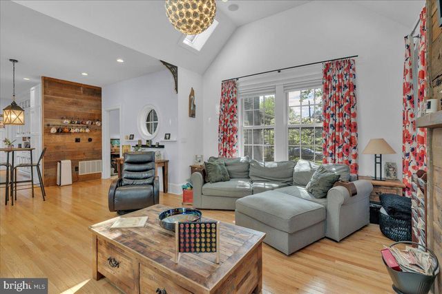 83 CENTRE ST, Haddonfield, NJ 08033