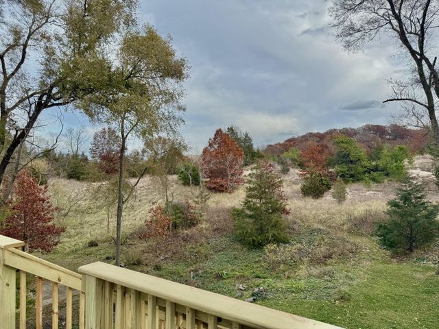 5 Cottonwood Lane, Ogden Dunes, IN 46368