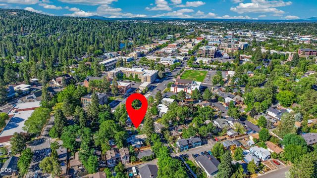 711 NW Georgia Avenue, Bend, OR 97703