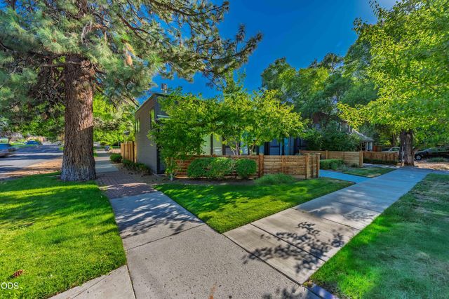 711 NW Georgia Avenue, Bend, OR 97703