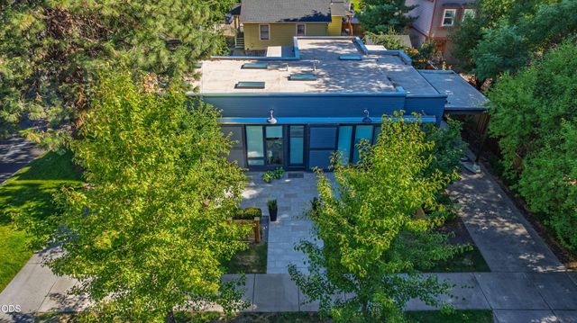 711 NW Georgia Avenue, Bend, OR 97703