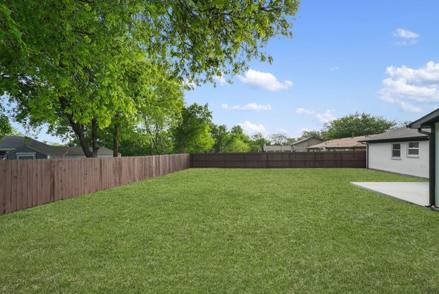 5905 Saramac Drive, Watauga, TX 76148