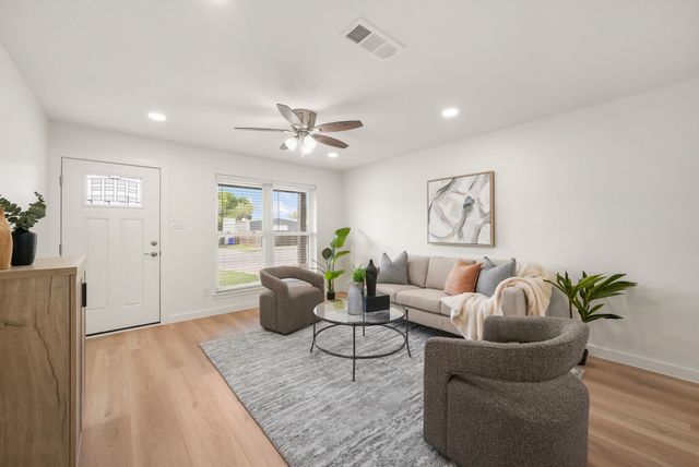 5905 Saramac Drive, Watauga, TX 76148