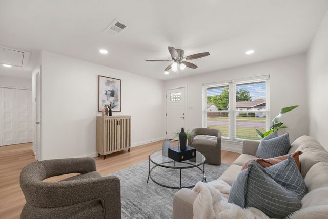 5905 Saramac Drive, Watauga, TX 76148