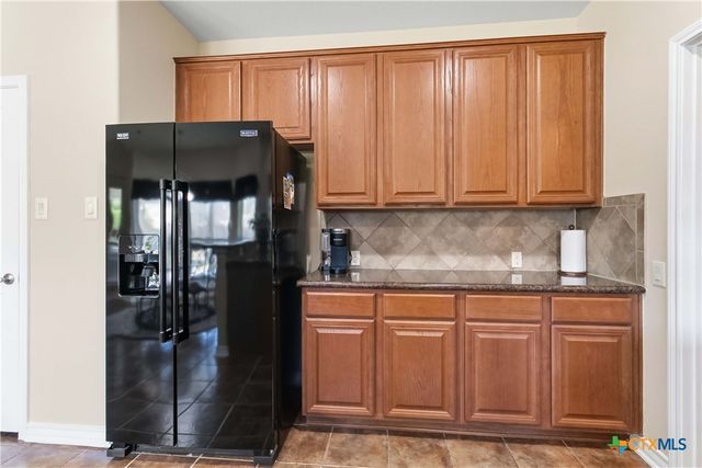 3353 Joshs Way, Marion, TX 78124