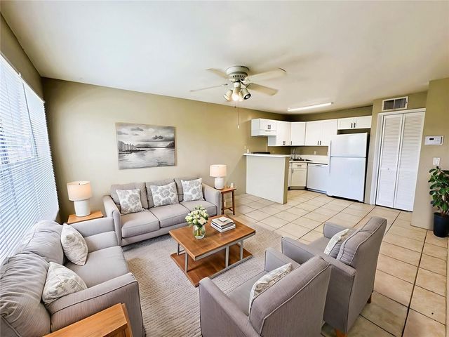 4760 WALDEN CIRCLE 5-31, Orlando, FL 32811