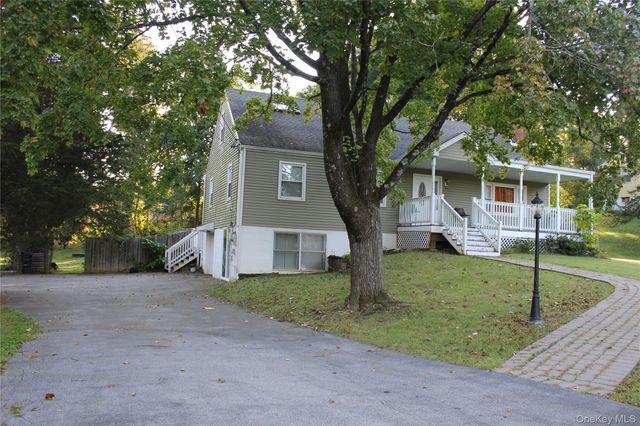 43 Laffin Lane, Poughkeepsie, NY 12603
