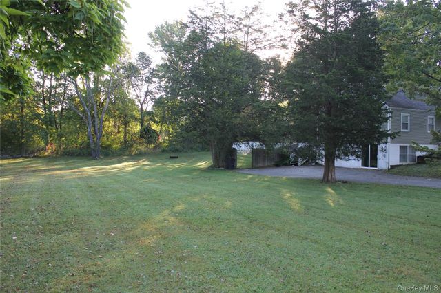 43 Laffin Lane, Poughkeepsie, NY 12603