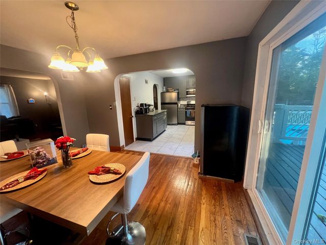 43 Laffin Lane, Poughkeepsie, NY 12603