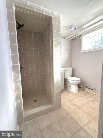 1821 E TULPEHOCKEN ST, Philadelphia, PA 19138