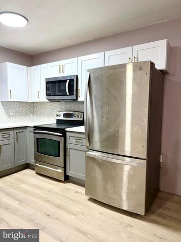 1821 E TULPEHOCKEN ST, Philadelphia, PA 19138