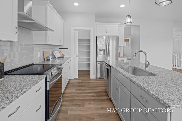 7346 Yellowstone Drive, Georgetown Twp, MI 49426