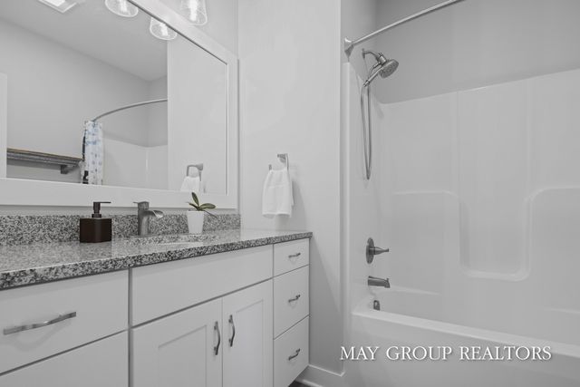 7346 Yellowstone Drive, Georgetown Twp, MI 49426