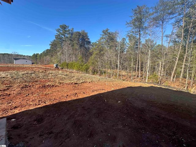 343 E Pyrenees Drive Lot 136, Wellford, SC 29385