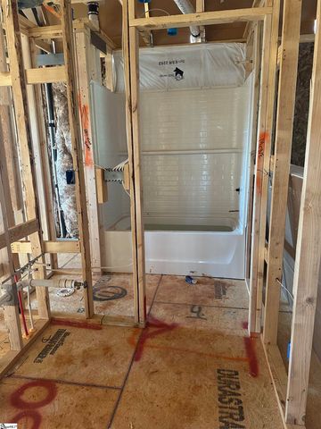 343 E Pyrenees Drive Lot 136, Wellford, SC 29385