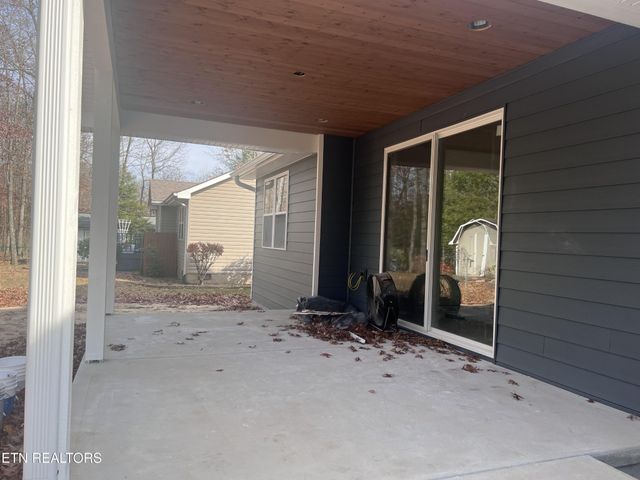 114 Britton Lane, Crossville, TN 38558