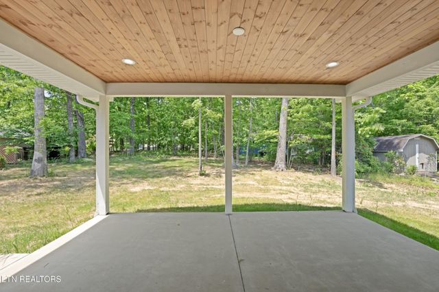 114 Britton Lane, Crossville, TN 38558