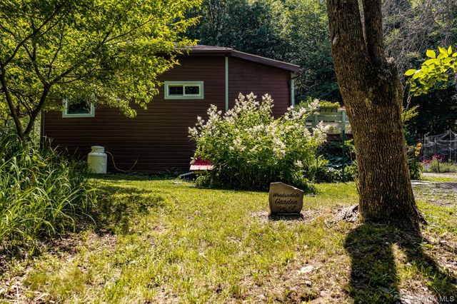 10 Church Road, Mountain Dale, NY 12763