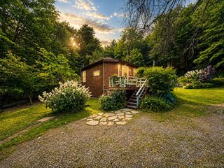 10 Church Road, Mountain Dale, NY 12763