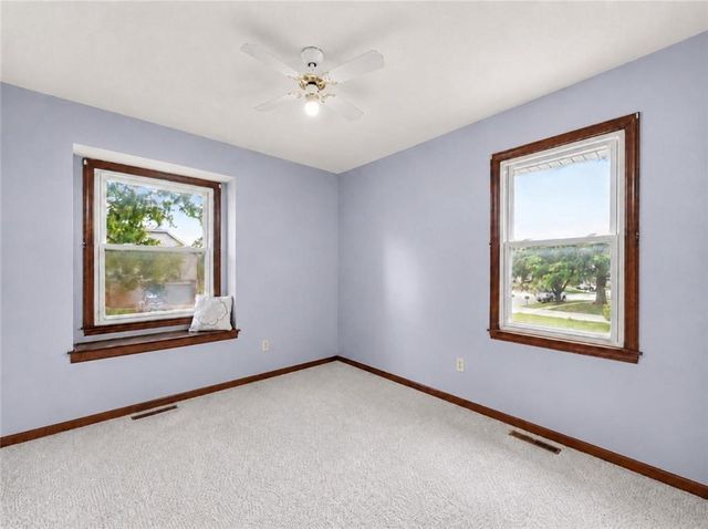 400 S NORMANDY Drive, Olathe, KS 66061