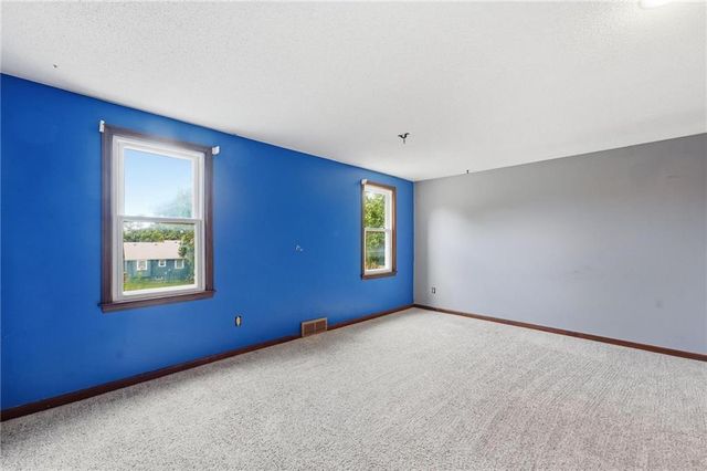 400 S NORMANDY Drive, Olathe, KS 66061