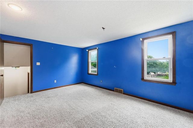 400 S NORMANDY Drive, Olathe, KS 66061