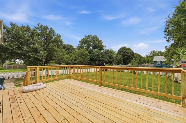 400 S NORMANDY Drive, Olathe, KS 66061