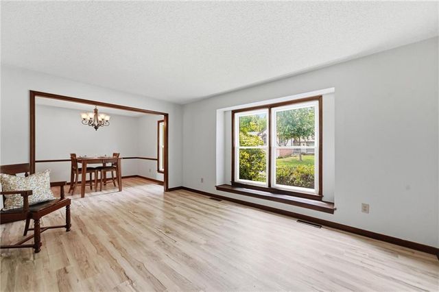 400 S NORMANDY Drive, Olathe, KS 66061