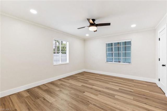 1342 Alhambra DR, Fort Myers, FL 33901